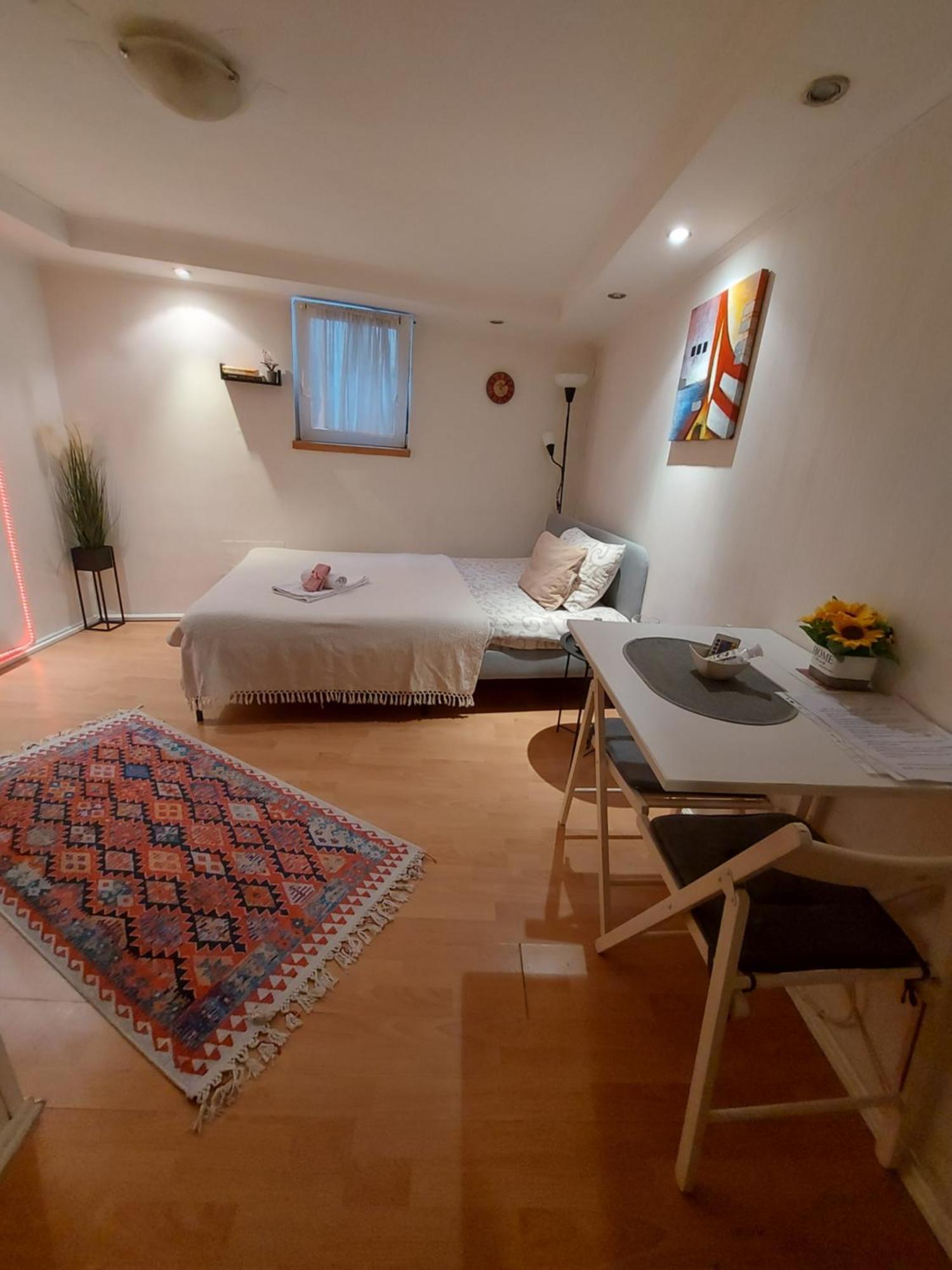 Glorry M Apartman Belgrád Kültér fotó